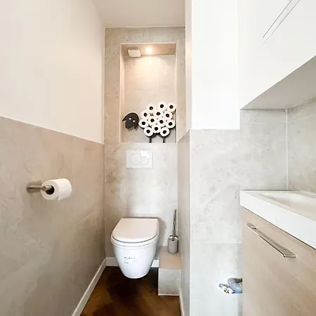 Le Jardin Des Plantes Apartment